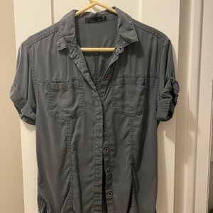 Prana Ezra button up shirt. Size XS. 100% tencel lycocell.